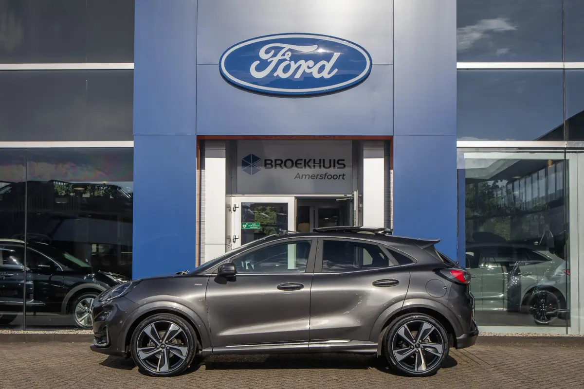1.0 EcoBoost ST-Line X Vignale | Pano | Apple Carplay/Android Auto | B&O | Cruise control adaptief | Dodehoekdetectie | Elektrisch bedienbare achterklep | Elektrisch glazen panorama-dak | Ap