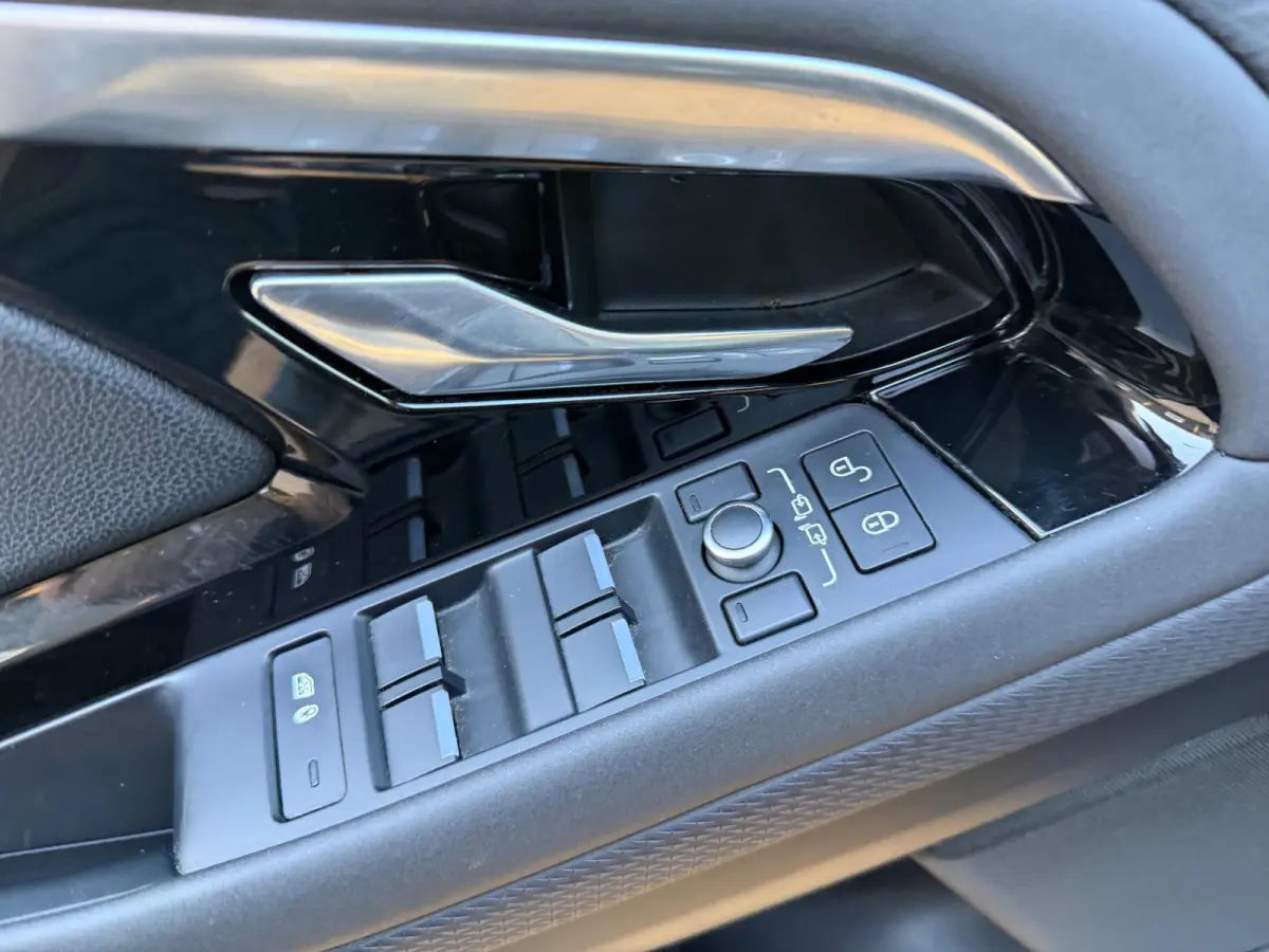 2.0 D180 AWD R-Dynamic SE Leer Navi Led-Xenon Meridia Soundsysteem,