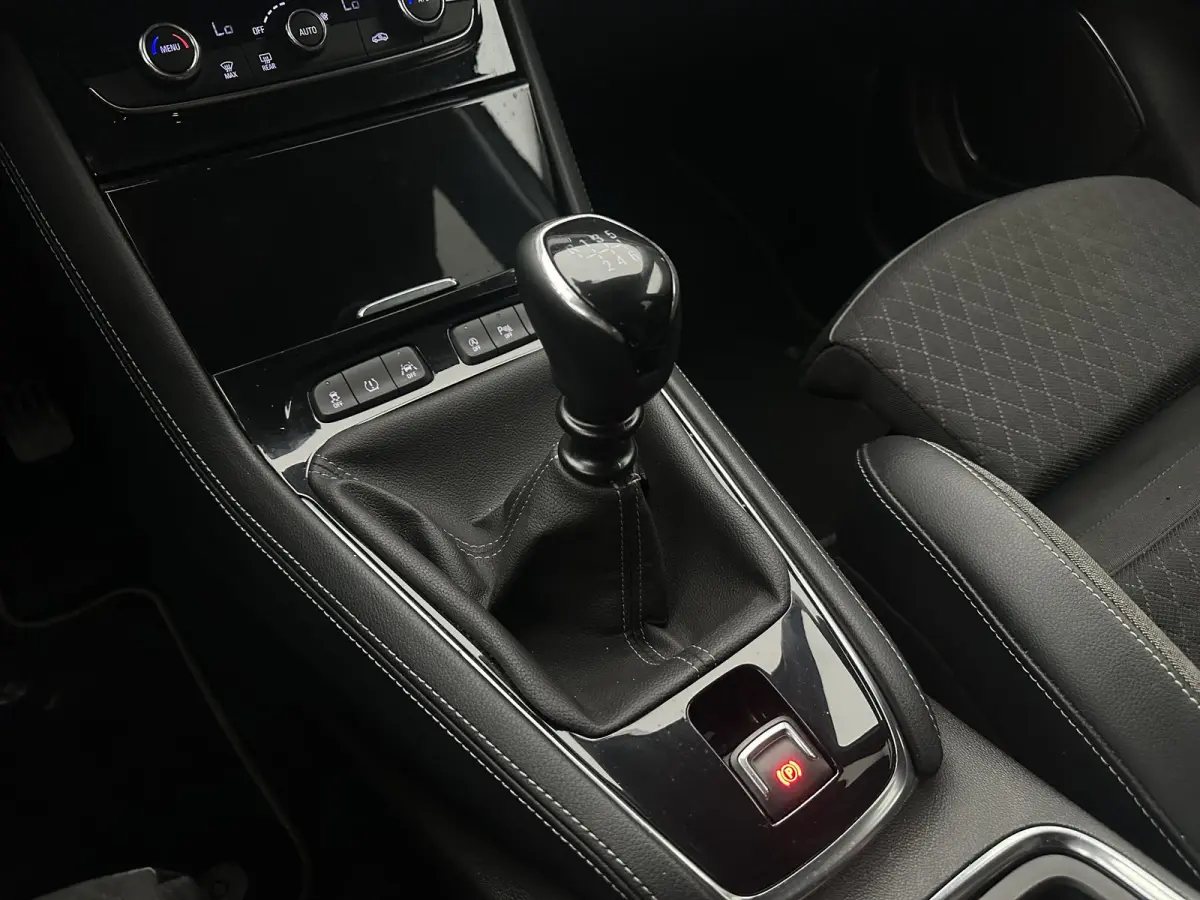 1.2 Turbo Business Executive |Elektrische achterklep