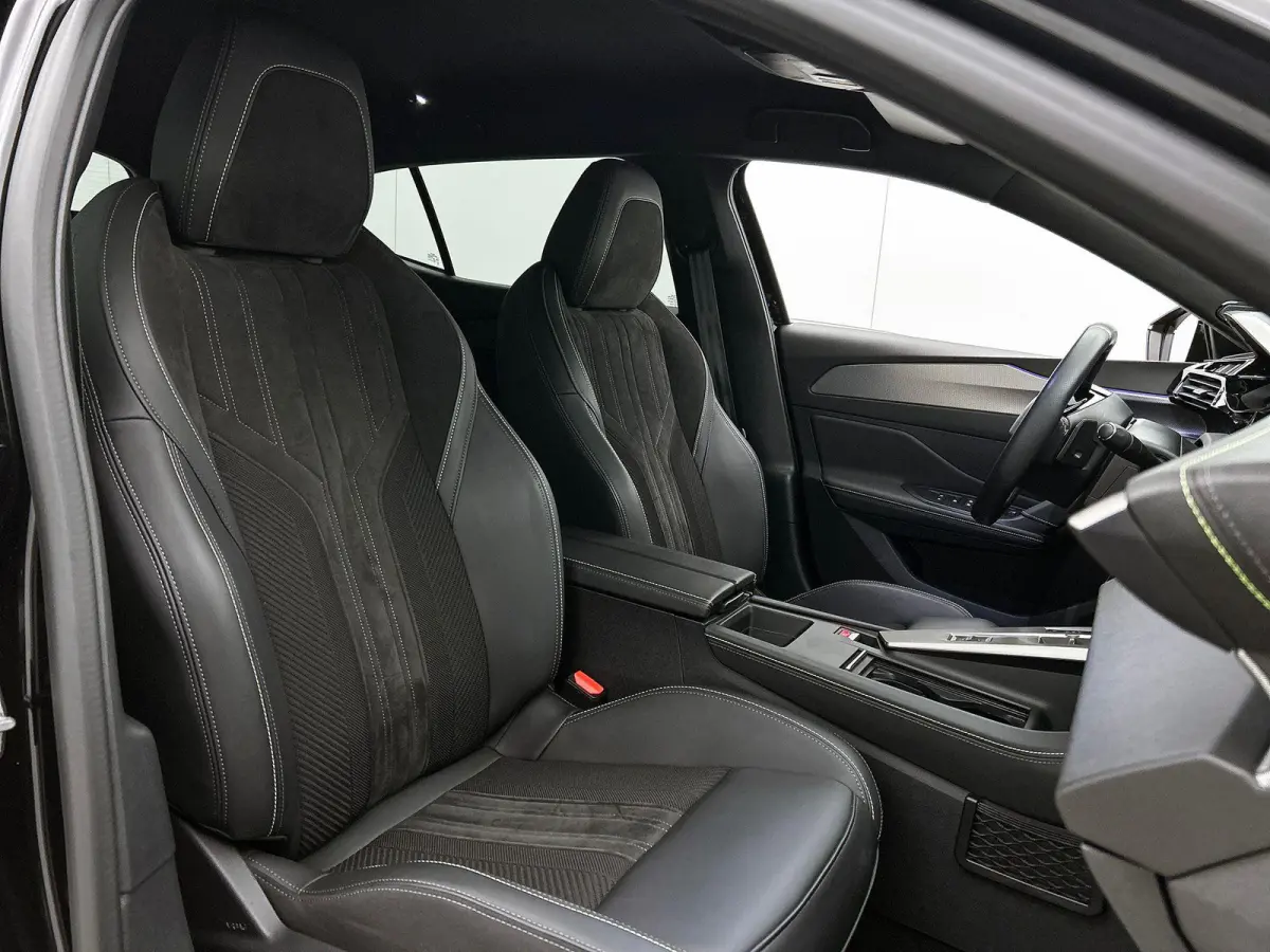 1.6 HYbrid 225 GT 3D-VIRTUAL | 360-CAMERA | AD-CRUISE | EL-ACHTERKLEP