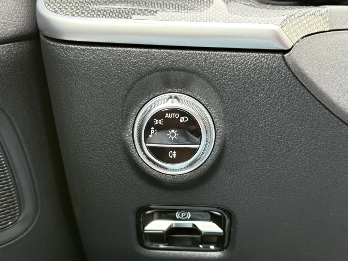 200 AMG Line | Navi | CarPlay | Camera | Laser LED | 18 inch