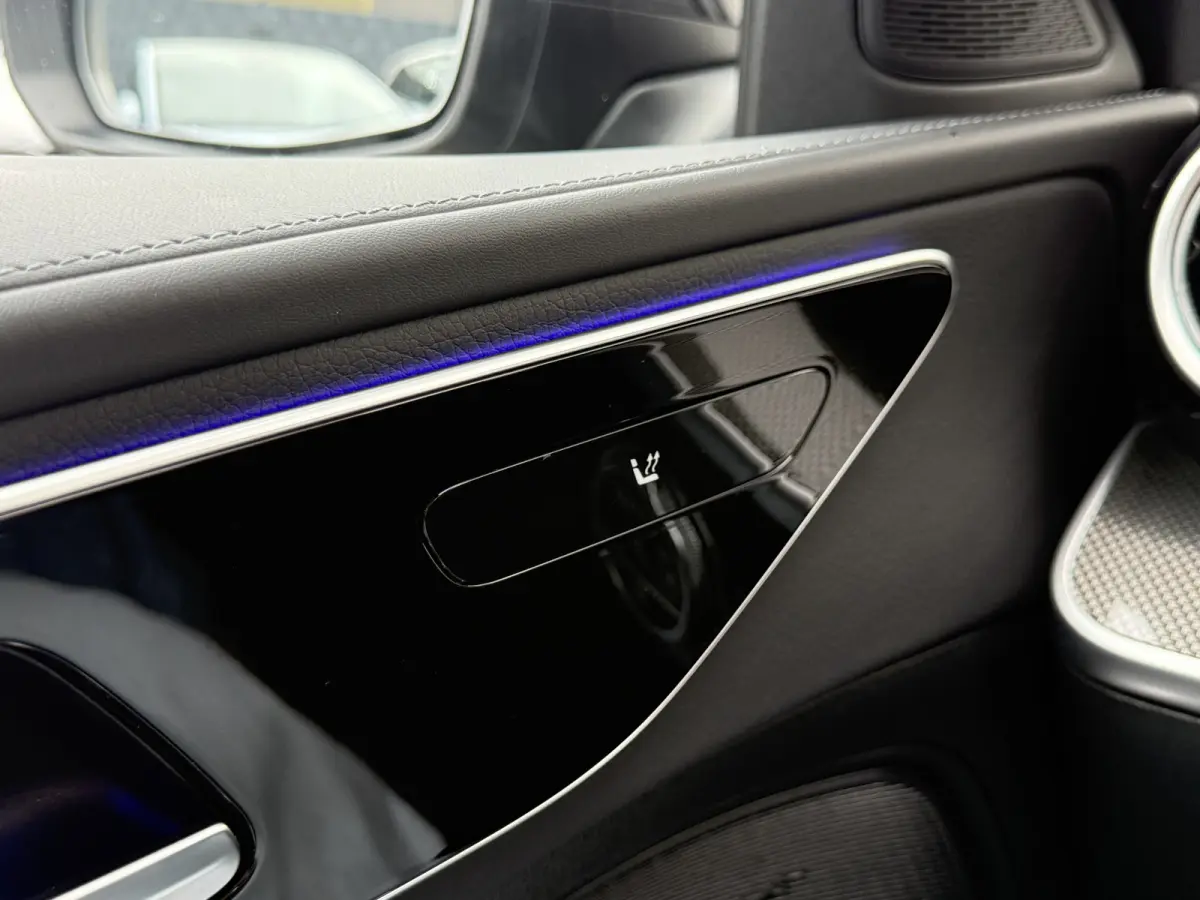 200 AMG Line | Navi | CarPlay | Camera | Laser LED | 18 inch