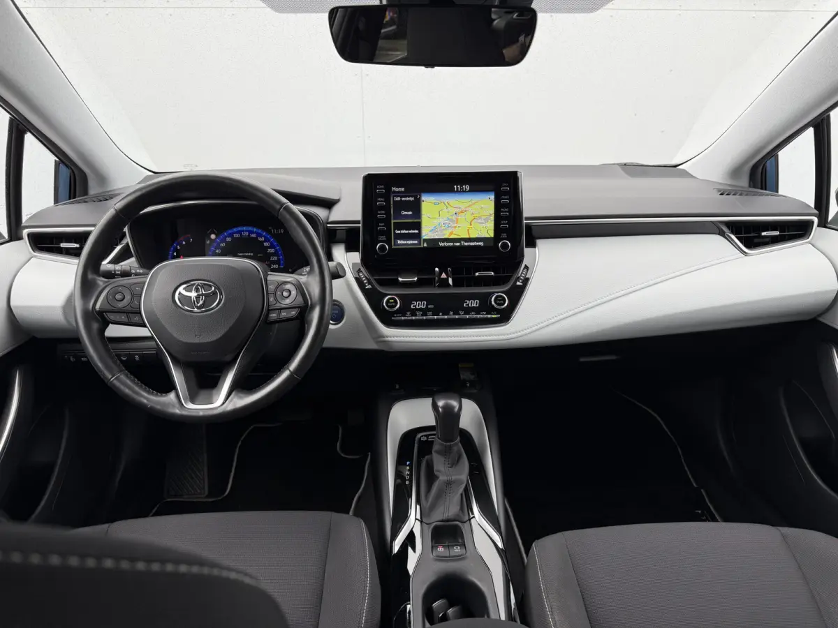 1.8 Hybrid Dynamic | ACC | CarPlay | Camera | Keyless | 17 inch