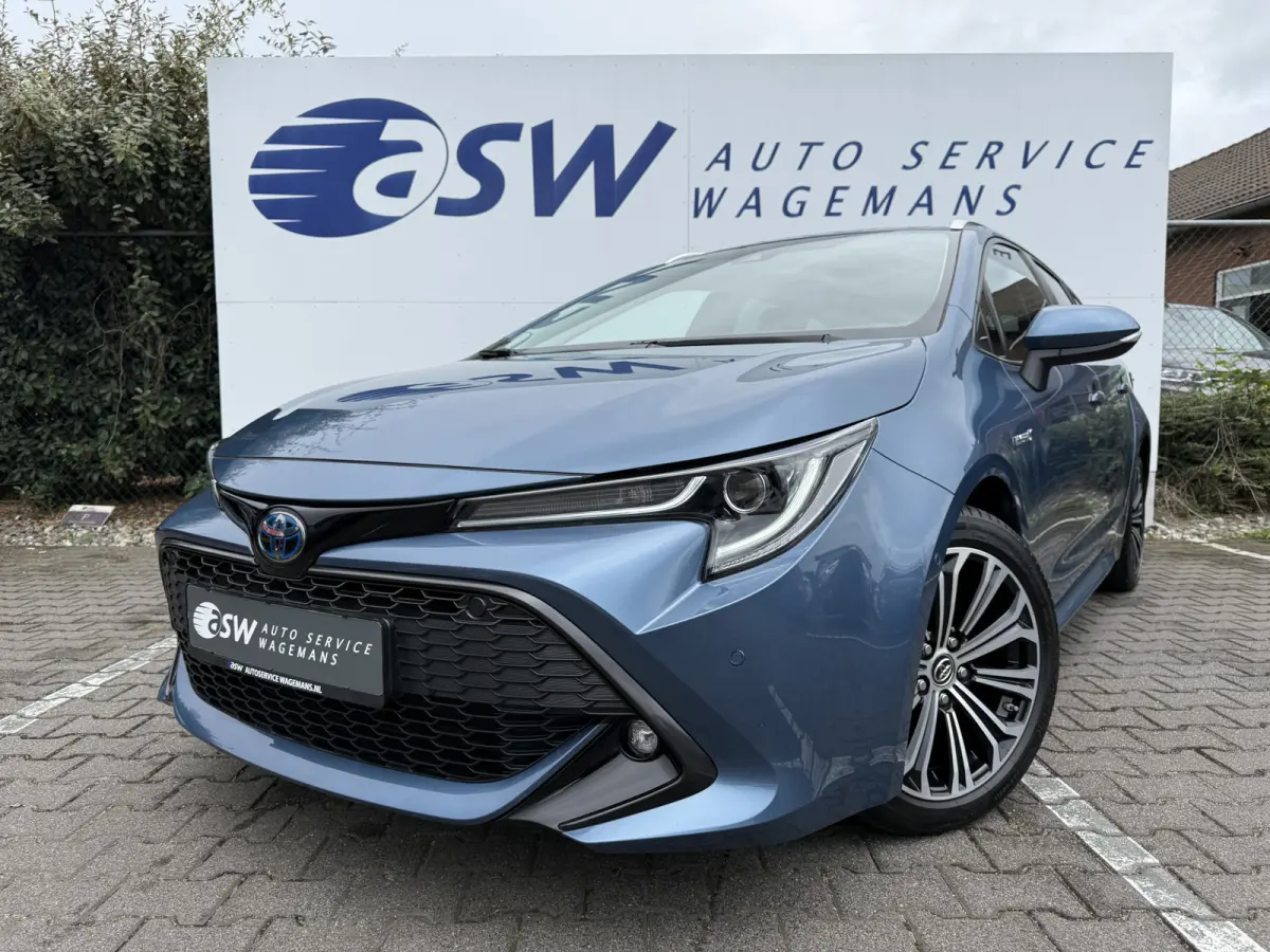 1.8 Hybrid Dynamic | ACC | CarPlay | Camera | Keyless | 17 inch
