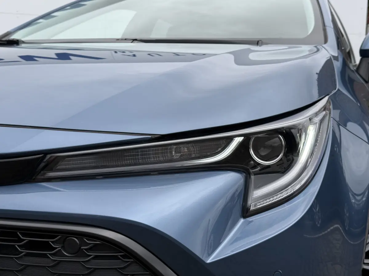 1.8 Hybrid Dynamic | ACC | CarPlay | Camera | Keyless | 17 inch