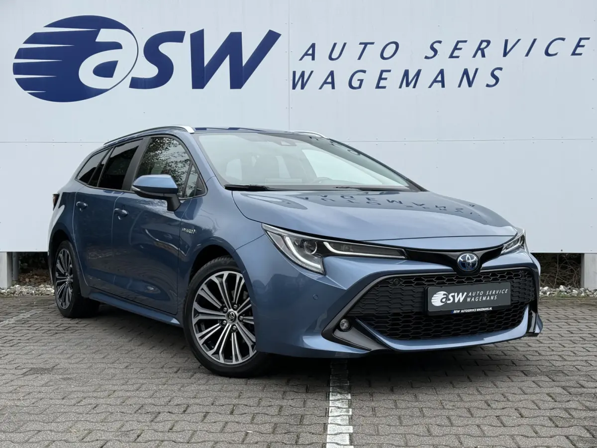 1.8 Hybrid Dynamic | ACC | CarPlay | Camera | Keyless | 17 inch