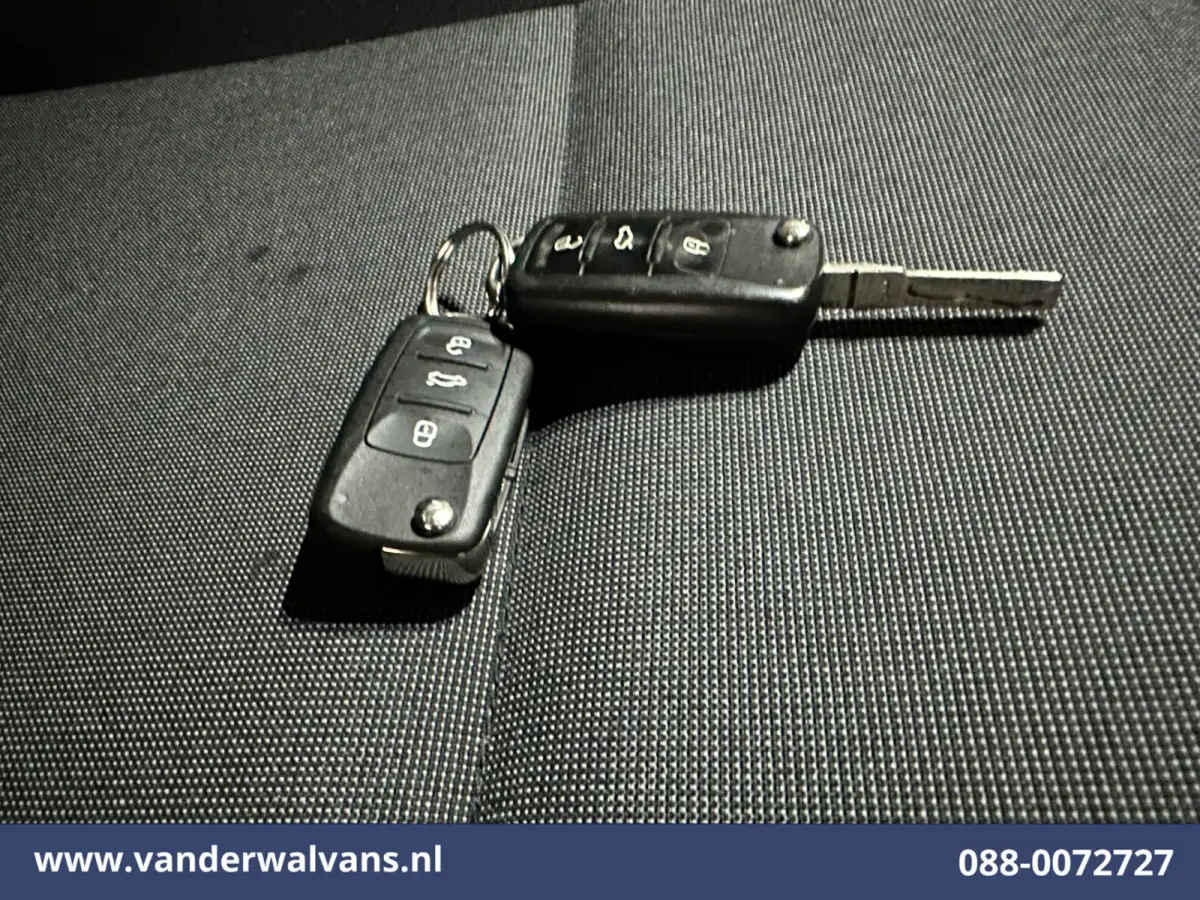 2.0 TDI L1H1 Euro6 Airco | Navigatie | LED | Apple Carplay | Cruisecontrol | 1400kg Trekhaak Android Auto, Parkeersensoren