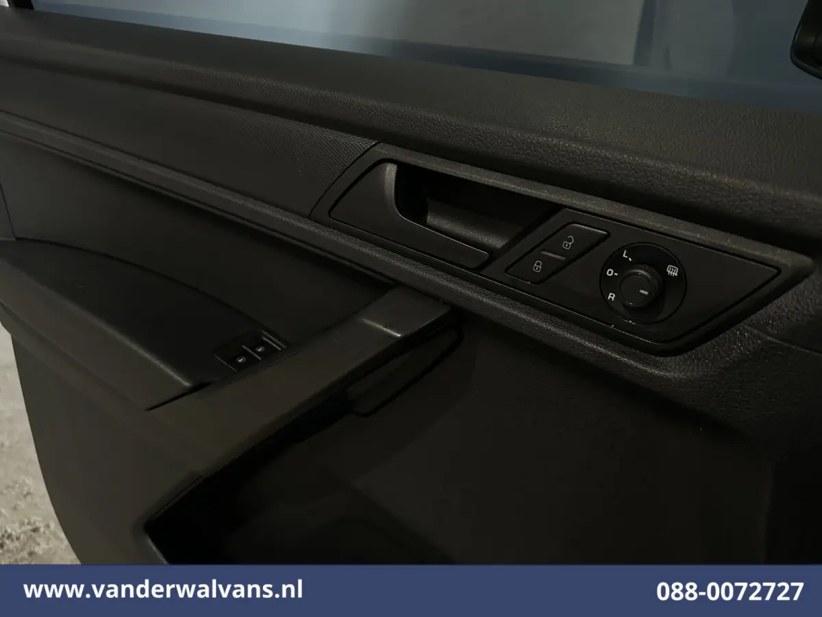 2.0 TDI L1H1 Euro6 Airco | Navigatie | LED | Apple Carplay | Cruisecontrol | 1400kg Trekhaak Android Auto, Parkeersensoren