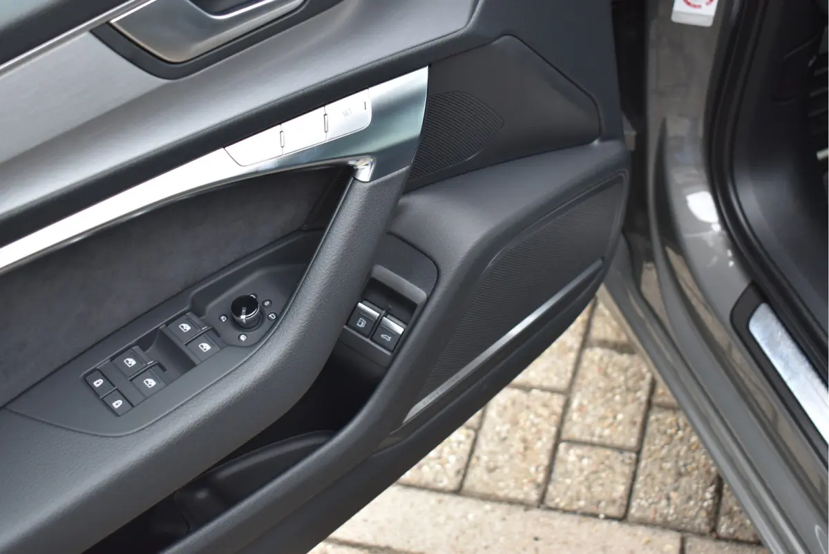 55 TFSI e Quattro S-Line Competition 367 Pk Rs-Stoel Pano Soft-Close ACC Sfeerverlichting S6 21 Inch
