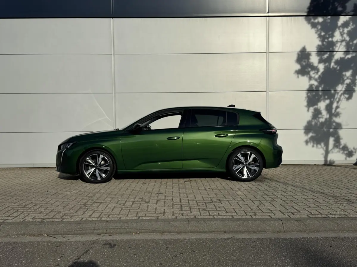 1.2 PureTech Allure | Camera | Navigatie | Adaptieve Cruise Control | Apple Carplay/Android Auto
