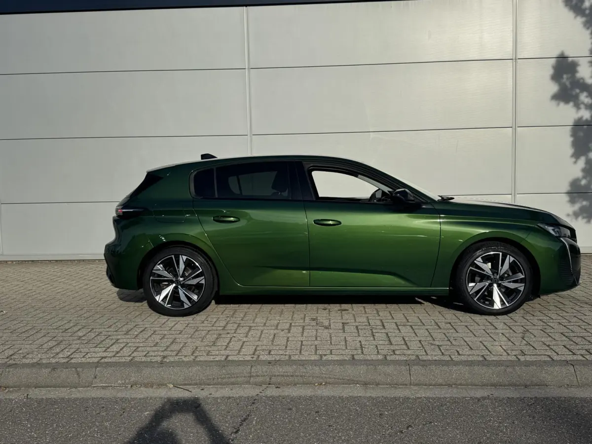 1.2 PureTech Allure | Camera | Navigatie | Adaptieve Cruise Control | Apple Carplay/Android Auto