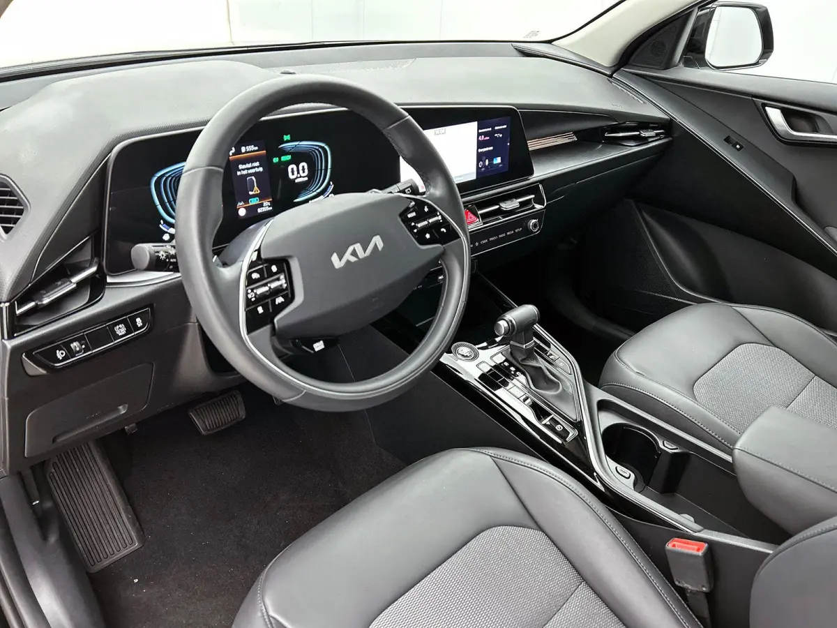 1.6 GDi Hybrid DynamicLine CAMERA | NAVI & CARPLAY  | STOF-LEER