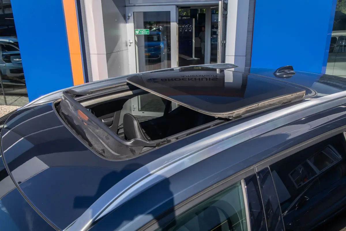 1.5 T4 Inscription | Harman/Kardon | Elektrisch glazen panorama-dak | Elektrisch bedienbare achterklep | Lederen bekleding | | Apple Carplay/Android Auto|telefoonintegratie premium | Audio i
