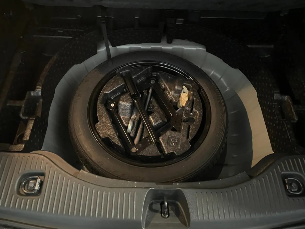 1.4 Turbo Online Edition NAVI LEER AIRCO AUTOMAAT