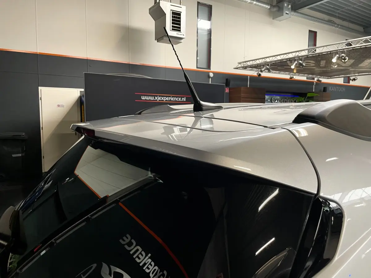 1.4 Turbo Online Edition NAVI LEER AIRCO AUTOMAAT
