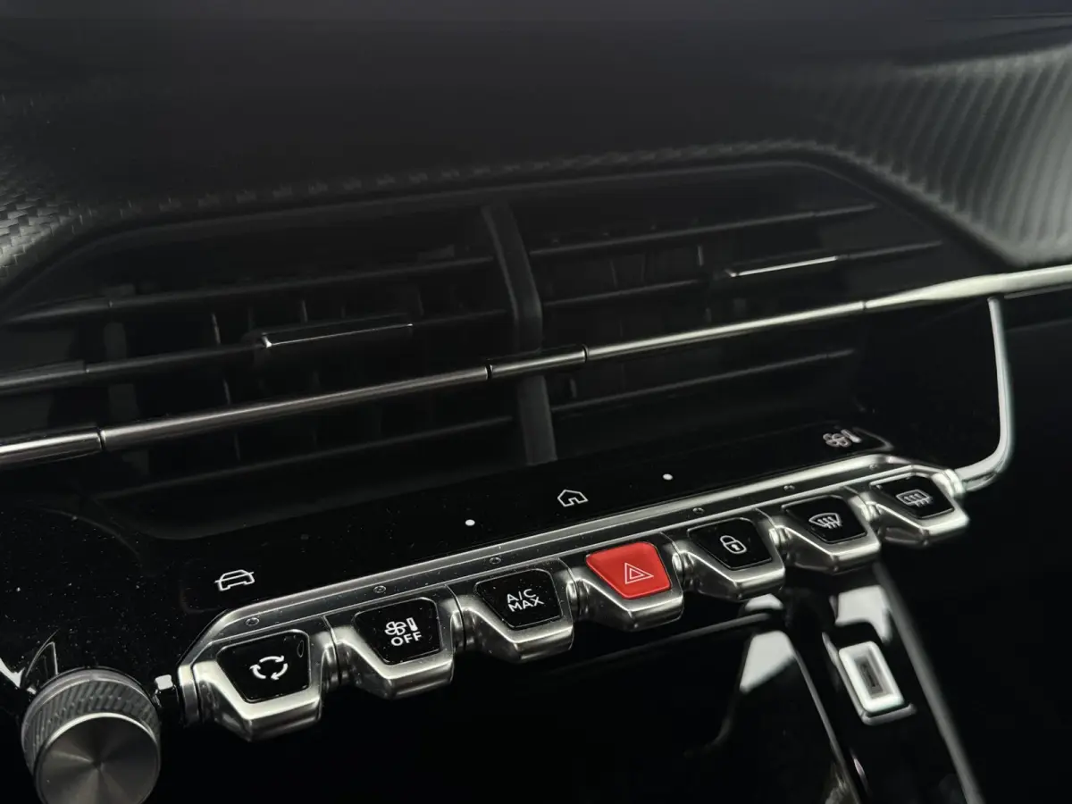 1.2 PureTech 130 Allure | Camera | Cruise Control | 1e eigenaar | Apple Carplay/Android Auto