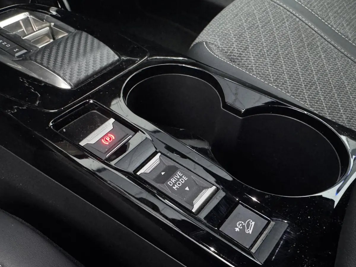 1.2 PureTech 130 Allure | Camera | Cruise Control | 1e eigenaar | Apple Carplay/Android Auto