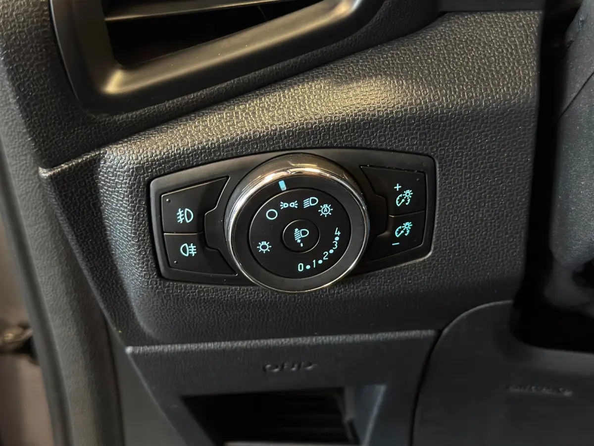 1.0 EcoBoost| NAVIGATIE/CAMERA | CRUISE | ECC AIRCO |
