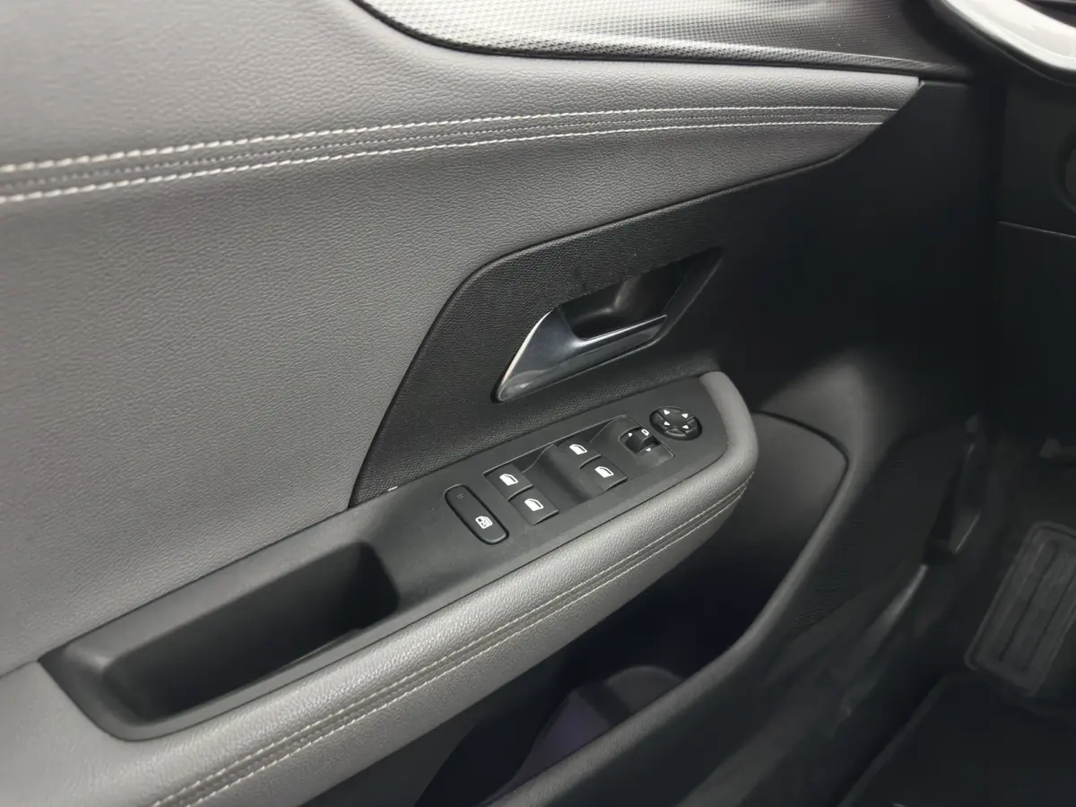 Elegance 50-kWh (3-Fase-11kW) {SoH-99%} Aut. *HEATPUMP | DIGI-COCKPIT | FULL-LED | CARPLAY | COMFORTSEATS | CAMERA | KEYLESS | DAB+ | ECC | CCS-FASTLOADER | CRUISE | 17''ALU*