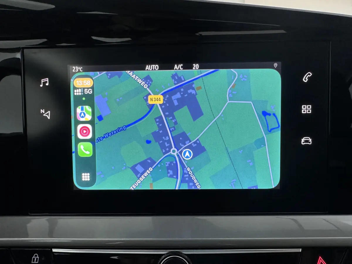 Elegance 50-kWh (3-Fase-11kW) {SoH-99%} Aut. *HEATPUMP | DIGI-COCKPIT | FULL-LED | CARPLAY | COMFORTSEATS | CAMERA | KEYLESS | DAB+ | ECC | CCS-FASTLOADER | CRUISE | 17''ALU*