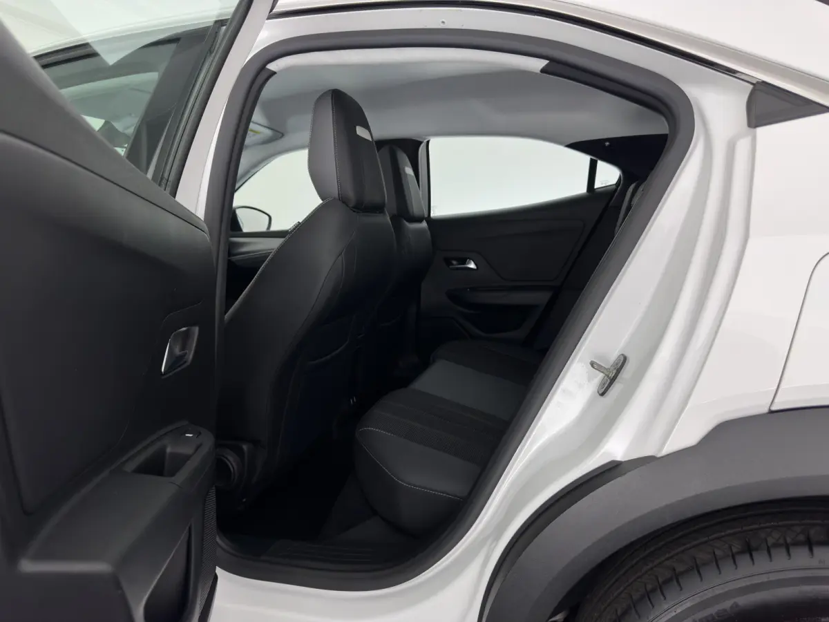 Elegance 50-kWh (3-Fase-11kW) {SoH-99%} Aut. *HEATPUMP | DIGI-COCKPIT | FULL-LED | CARPLAY | COMFORTSEATS | CAMERA | KEYLESS | DAB+ | ECC | CCS-FASTLOADER | CRUISE | 17''ALU*