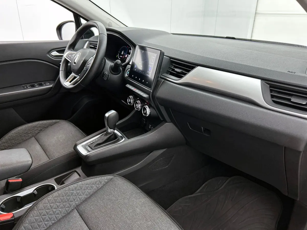 1.6 E-Tech plug-in hybrid 160 techno NAVI & CARPLAY | CRUISE