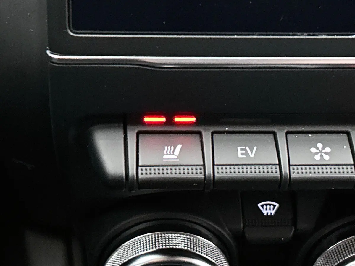 1.6 E-Tech plug-in hybrid 160 techno NAVI & CARPLAY | CRUISE