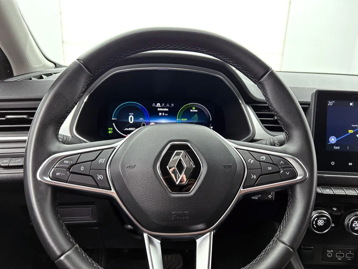1.6 E-Tech plug-in hybrid 160 techno NAVI & CARPLAY | CRUISE
