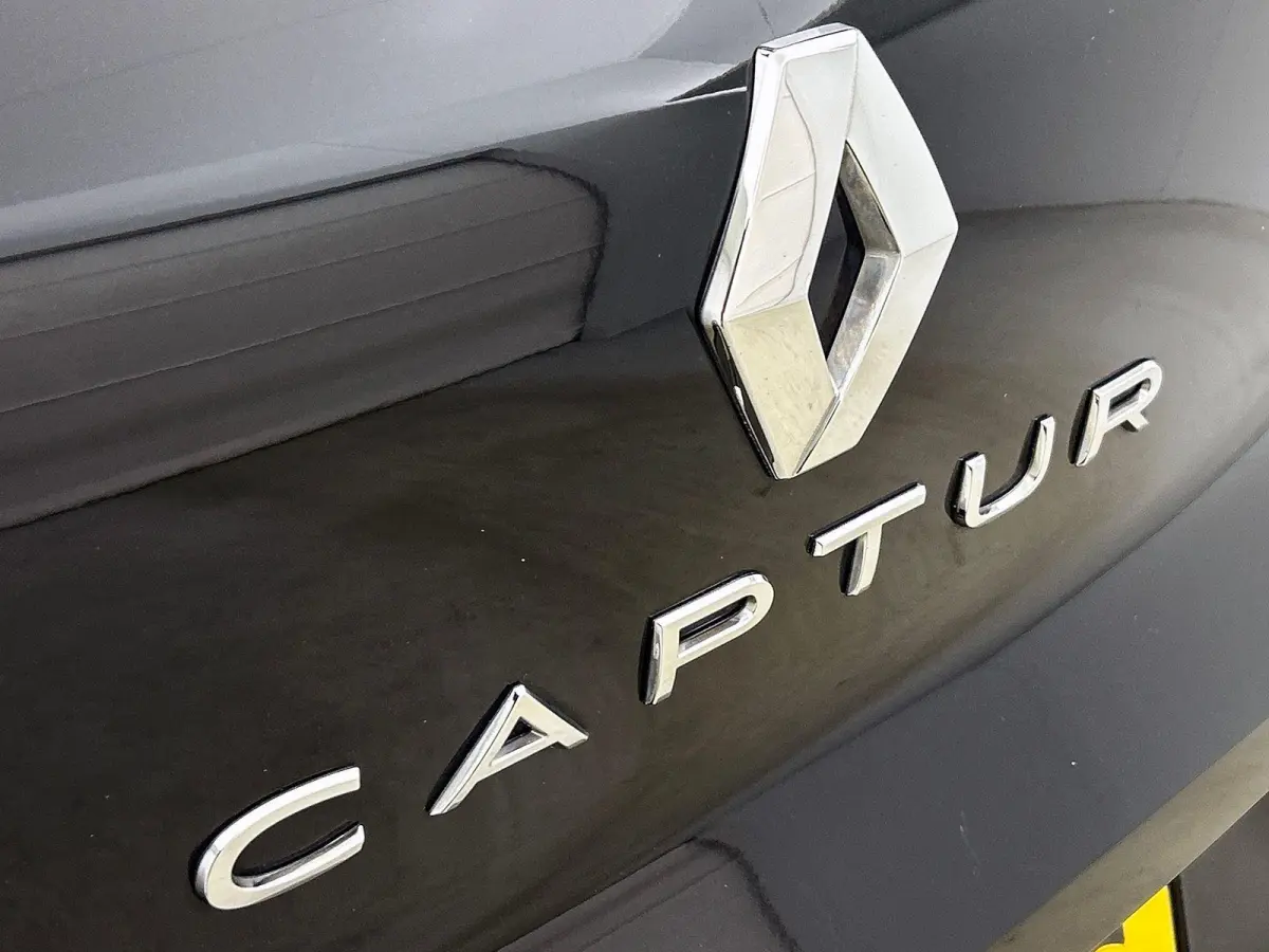 1.6 E-Tech plug-in hybrid 160 techno NAVI & CARPLAY | CRUISE