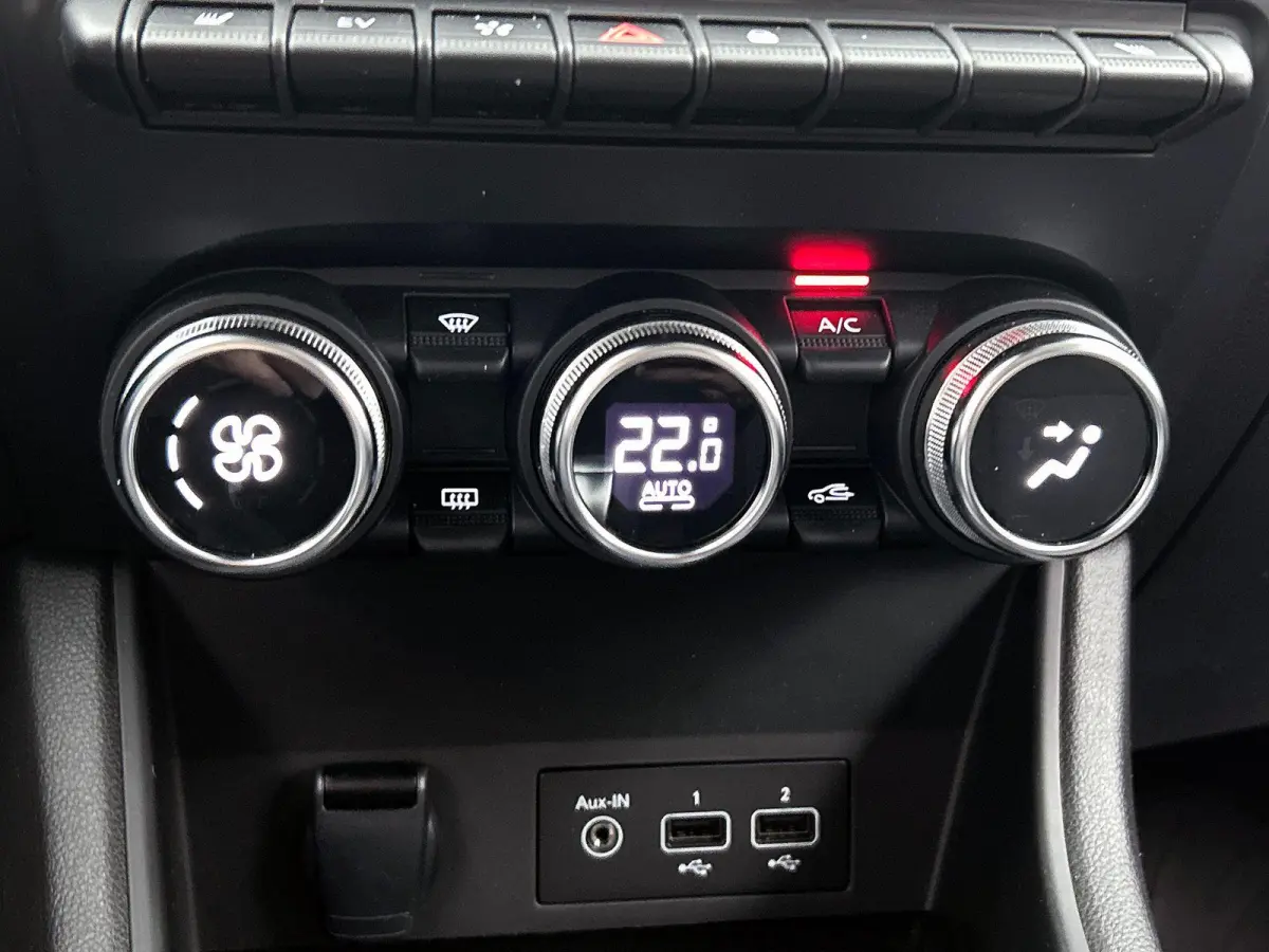 1.6 E-Tech plug-in hybrid 160 techno NAVI & CARPLAY | CRUISE