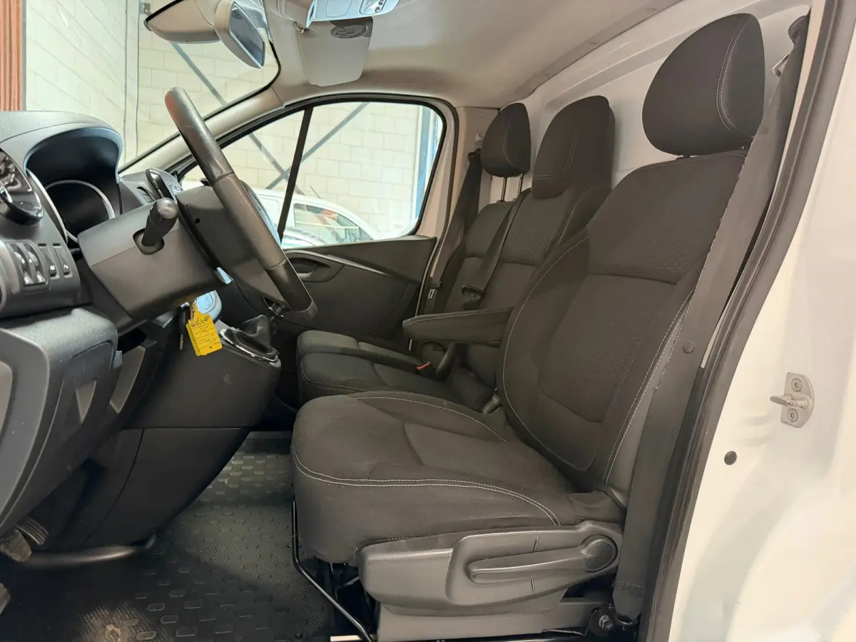 1.6 CDTI L2H1 MARGE Sport Navi-Pdc-Camera-Dubbele Schuifdeur-Trekhaak-NAP