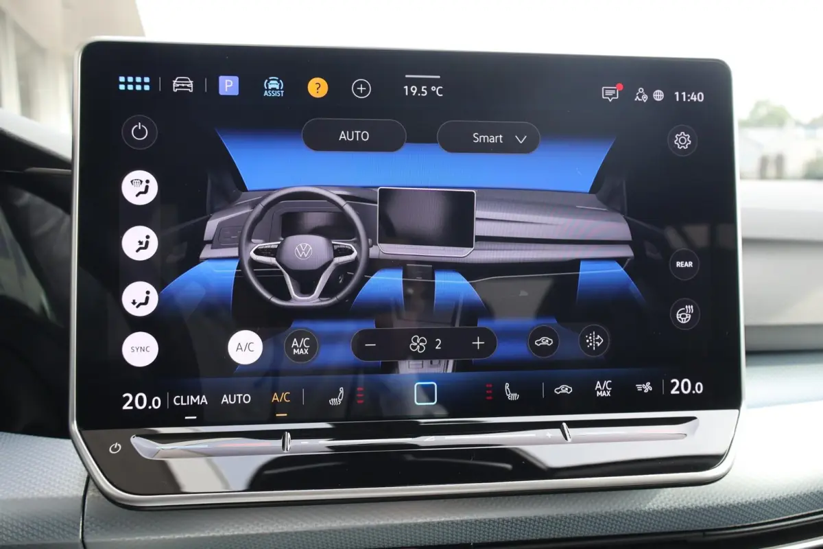 1.5 eTSI 150pk DSG Life Edition | Trekhaak | 360 Camera | Side Assist | Navigatie | PDC