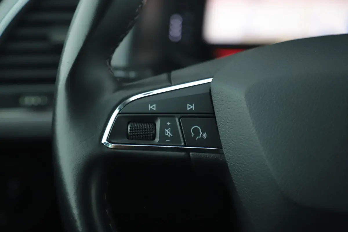 1.0 TSI Style Ultimate Edition Beats 116PK Virtual Cockpit Full LED 17 inch Navigatie Achteruitrijcamera Clima Keyless Stoelverwarming Lane Assist
