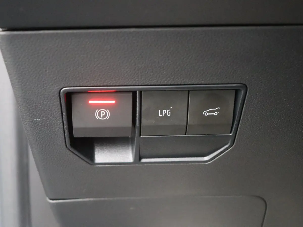 150pk Hybrid-G 4x4 Limited Edition | Automaat | LPG G3 | Full Option | Panoramadak | Stuur/Stoelverwarming |