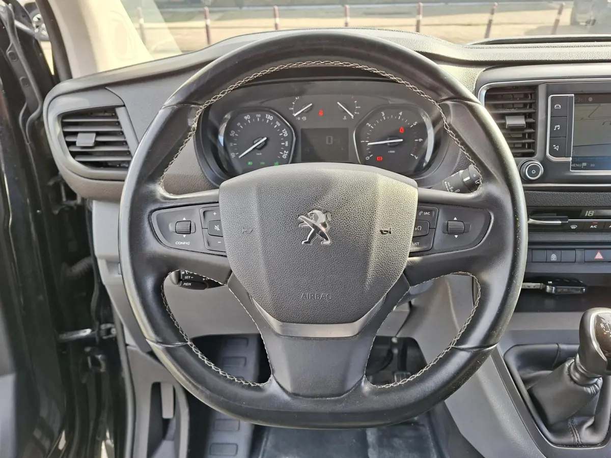 2.0 BlueHDI 150 Long Asphalt DC 5-Pers. 360Camera Trekhaak Cruise Contr. Carplay Climate Contr. Navigatie Dodehoekdetectie EURO6