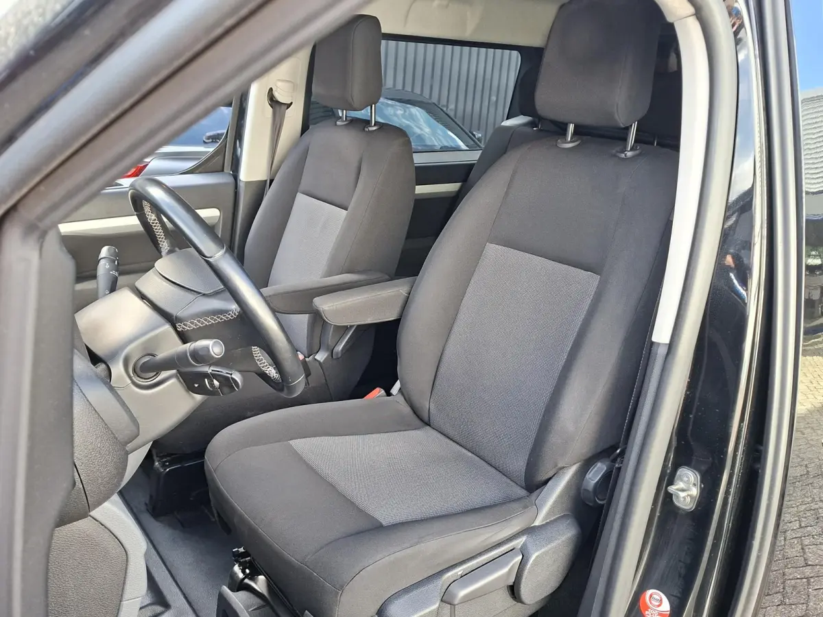 2.0 BlueHDI 150 Long Asphalt DC 5-Pers. 360Camera Trekhaak Cruise Contr. Carplay Climate Contr. Navigatie Dodehoekdetectie EURO6