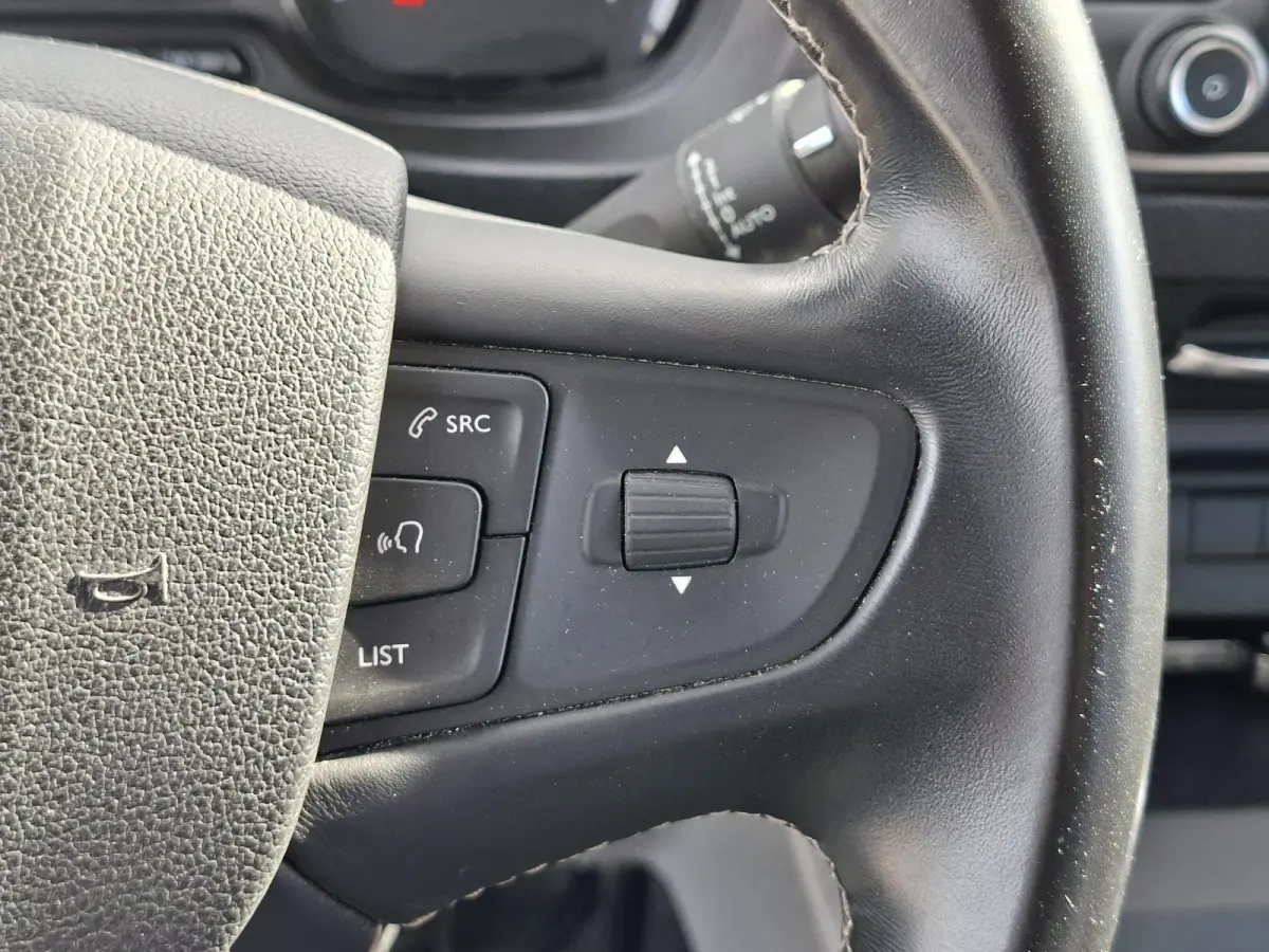 2.0 BlueHDI 150 Long Asphalt DC 5-Pers. 360Camera Trekhaak Cruise Contr. Carplay Climate Contr. Navigatie Dodehoekdetectie EURO6