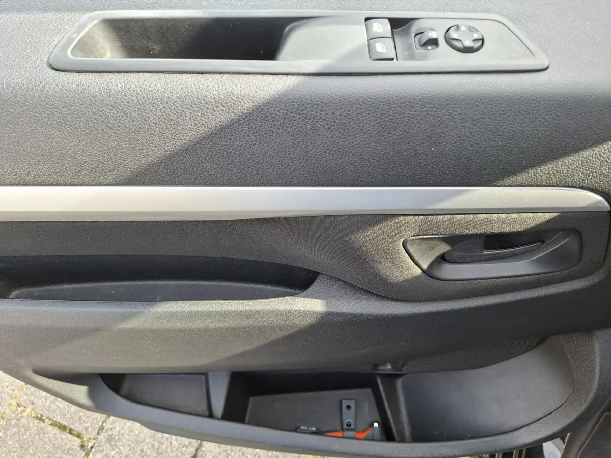 2.0 BlueHDI 150 Long Asphalt DC 5-Pers. 360Camera Trekhaak Cruise Contr. Carplay Climate Contr. Navigatie Dodehoekdetectie EURO6