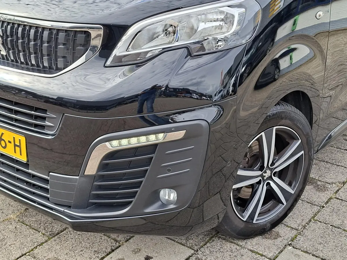 2.0 BlueHDI 150 Long Asphalt DC 5-Pers. 360Camera Trekhaak Cruise Contr. Carplay Climate Contr. Navigatie Dodehoekdetectie EURO6