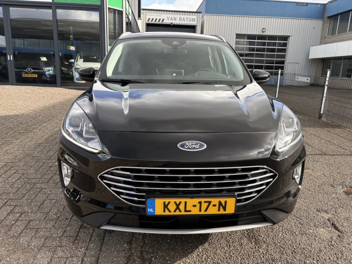 2.5 PHEV Titanium