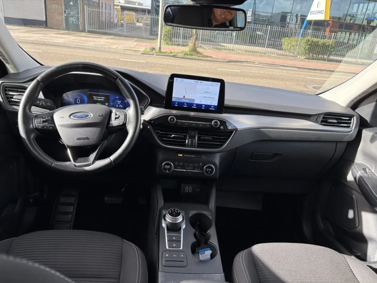 2.5 PHEV Titanium