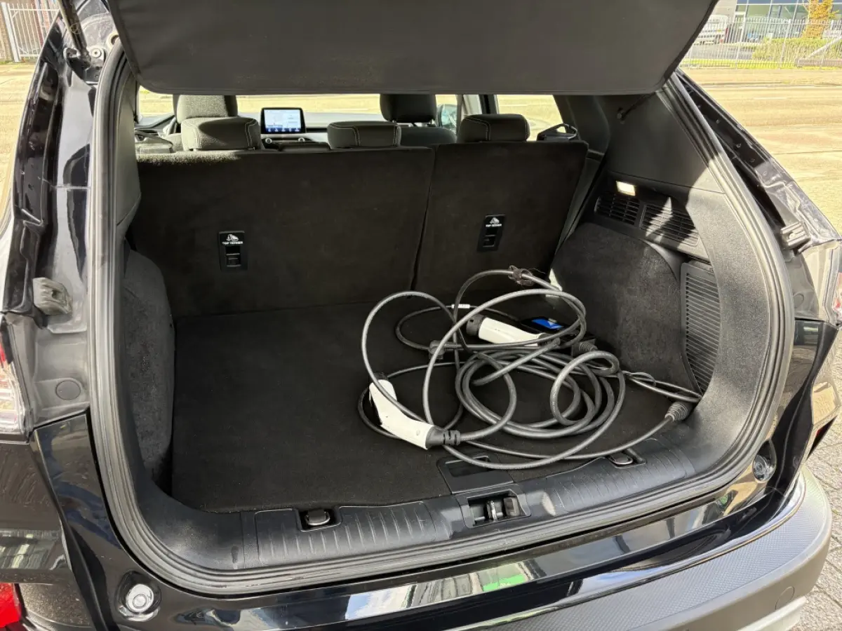 2.5 PHEV Titanium