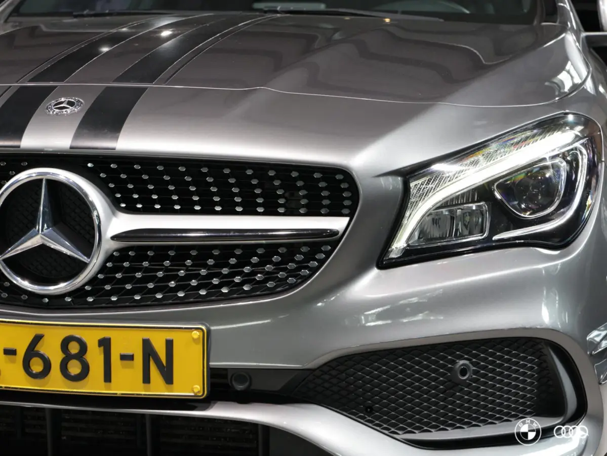 180 AMG EDITION / AMBIENTE / CLIMA / PDC / LEDER/STOF / 18"