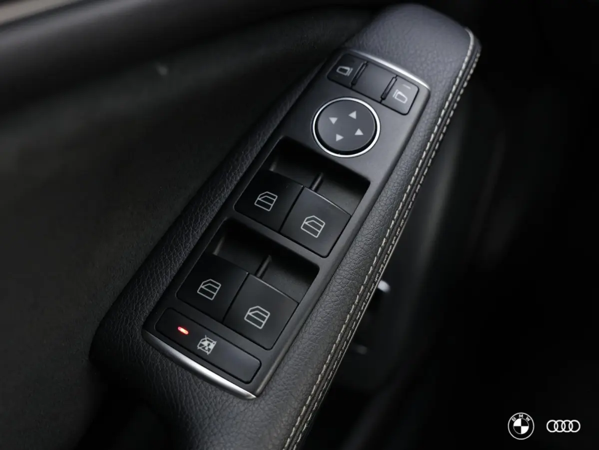 180 AMG EDITION / AMBIENTE / CLIMA / PDC / LEDER/STOF / 18"