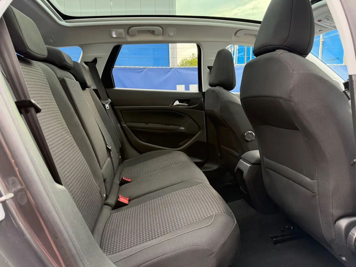 1.2 PureTech Executive|2e Eigenaar|Distributie vv in 2026|Navi|Pano|Carplay|Climate|Cruise|PDC|LMV|Isofix|NieuweAPK