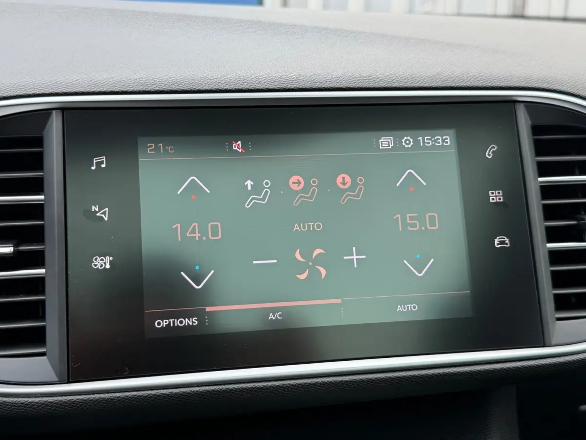 1.2 PureTech Executive|2e Eigenaar|Distributie vv in 2026|Navi|Pano|Carplay|Climate|Cruise|PDC|LMV|Isofix|NieuweAPK