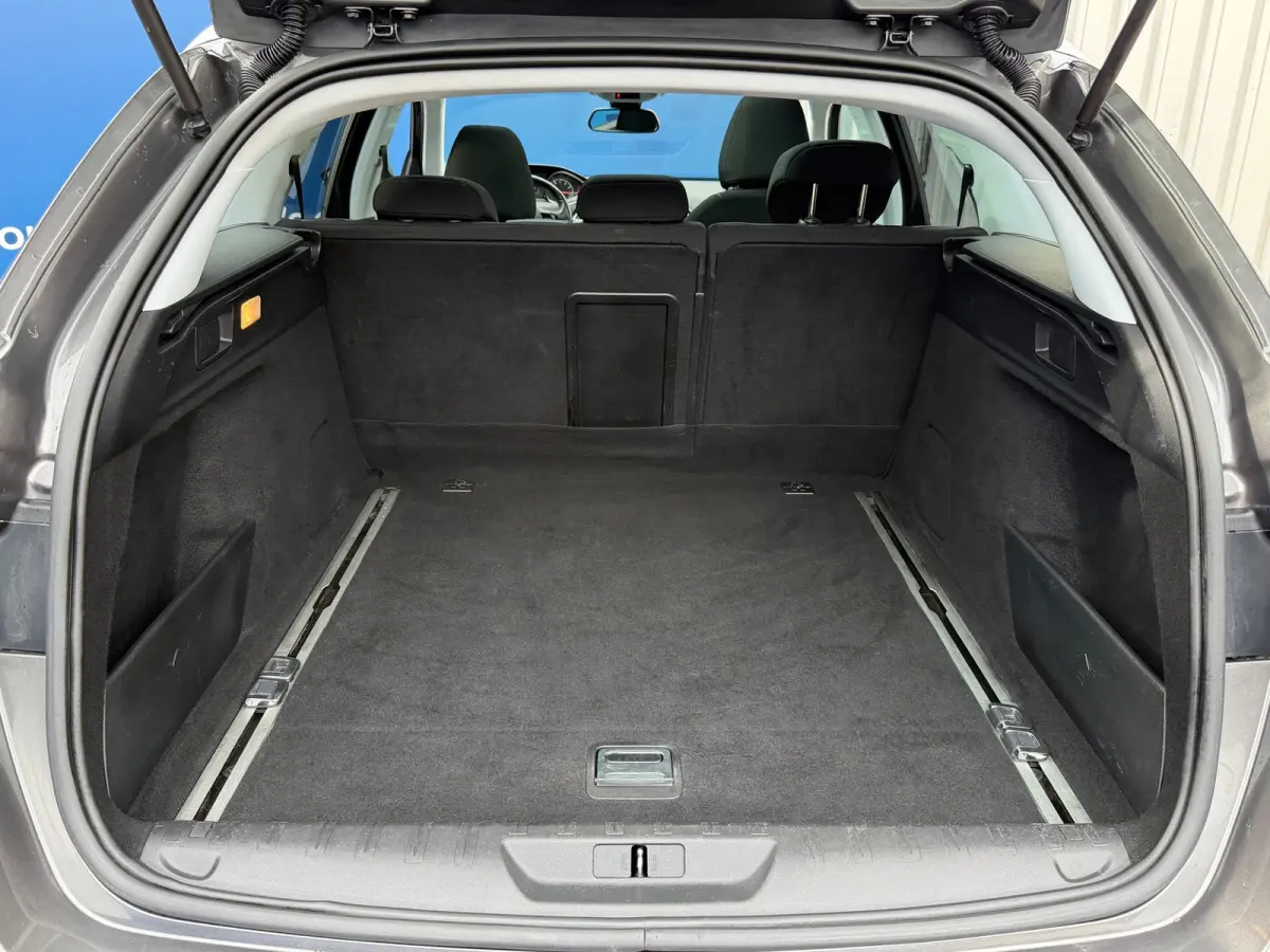 1.2 PureTech Executive|2e Eigenaar|Distributie vv in 2026|Navi|Pano|Carplay|Climate|Cruise|PDC|LMV|Isofix|NieuweAPK