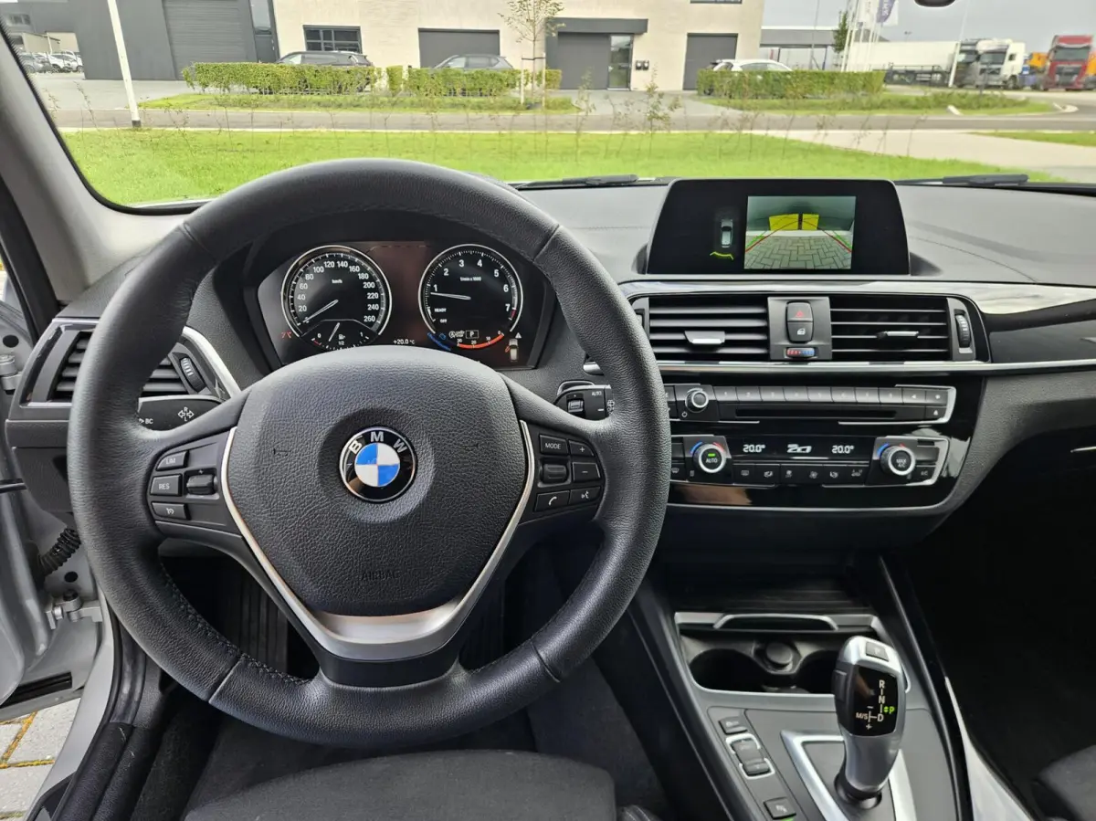 120i High Executive