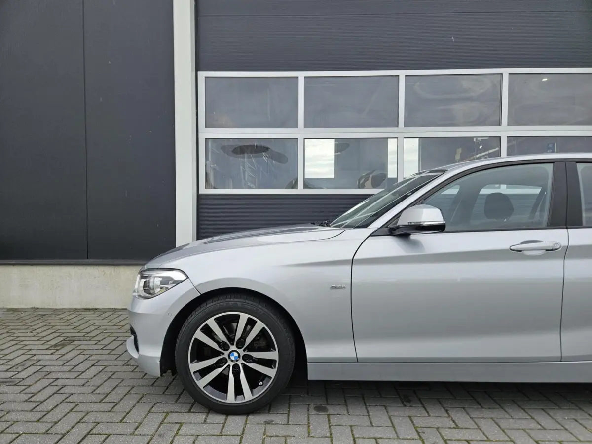 120i High Executive
