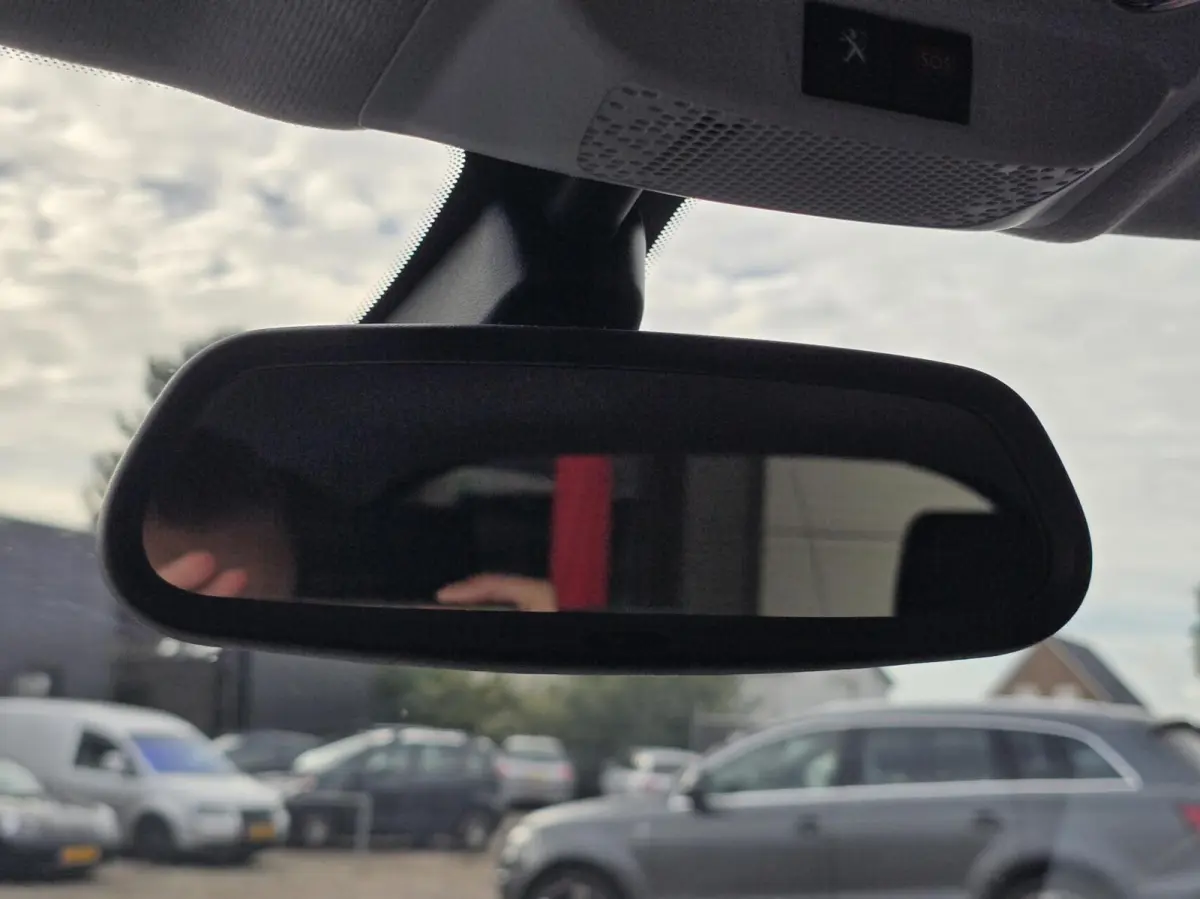 1.2 PureTech GT-Line Automaat Navi/Carplay/LMV